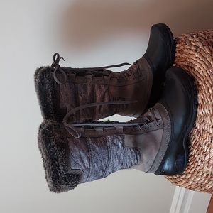 The North Face Women's Winter Boots - Black and Gray